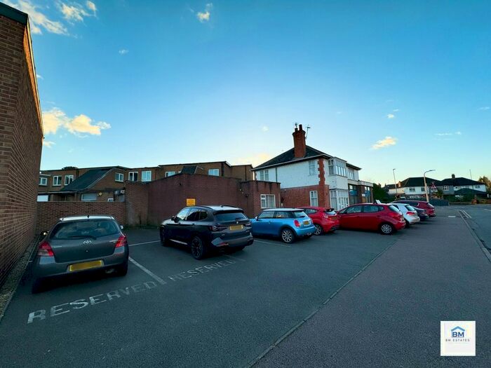 Retail Property To Rent In Sibson Road, Leicester, LE4