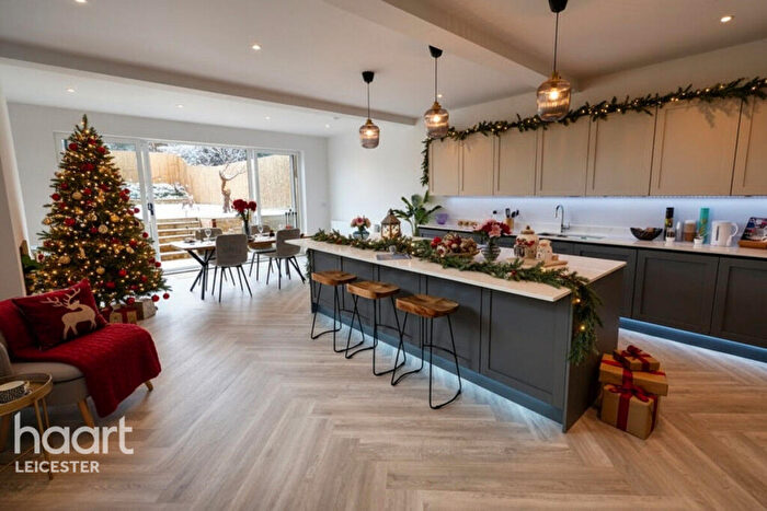 3 Bedroom Character Property For Sale In The Hill, Market Harborough, LE16