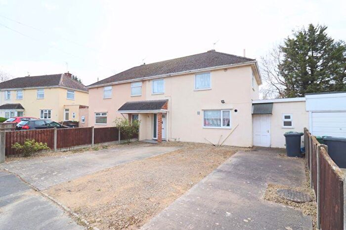 3 Bedroom Semi Detached House To Rent In Meadowleaze, Gloucester, GL2