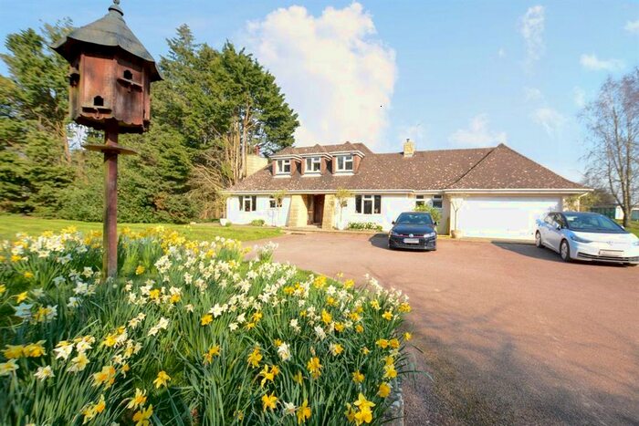 4 Bedroom Detached House To Rent In The Paddock, Little Heath Road, Fontwell, Arundel, BN18