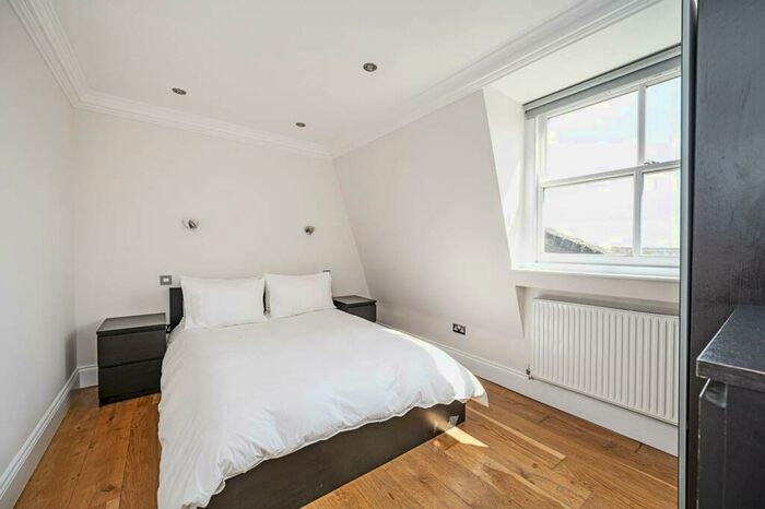 1 Bedroom Flat To Rent In Stoke Newington Road, Stoke Newington, London, N16