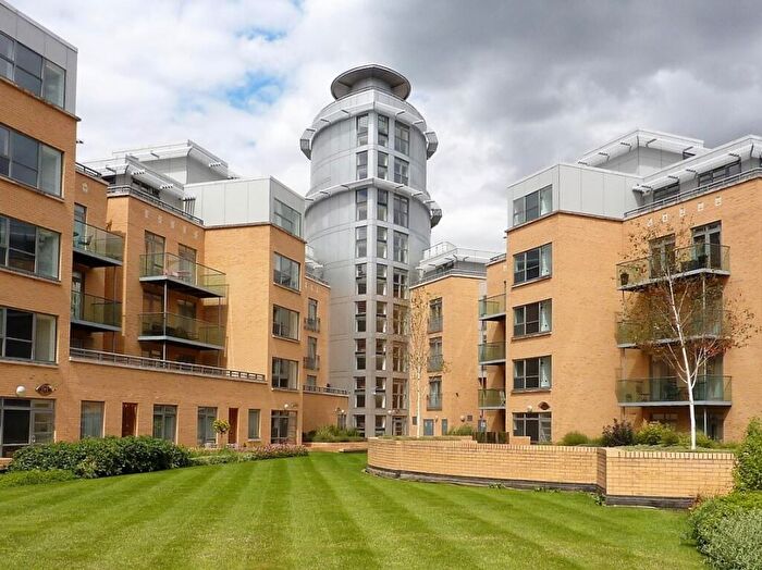 2 Bedroom Apartment To Rent In The Belvedere, Homerton Street, CB2