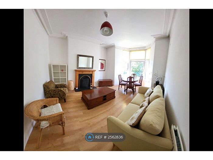 2 Bedroom Flat To Rent In Forest Avenue, Aberdeen, AB15