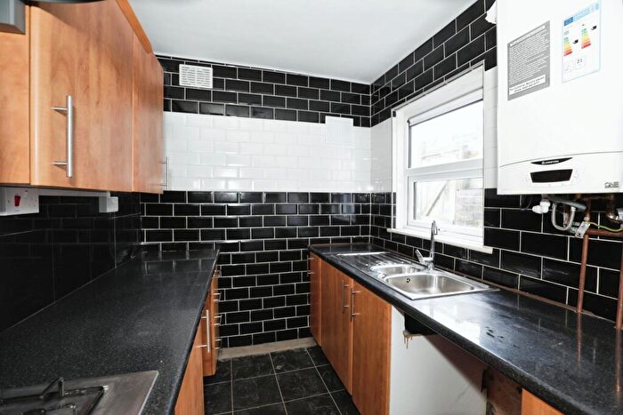 2 Bedroom End Of Terrace House For Sale In Kirk Street, Smallthorne, Stoke-on-trent, ST6