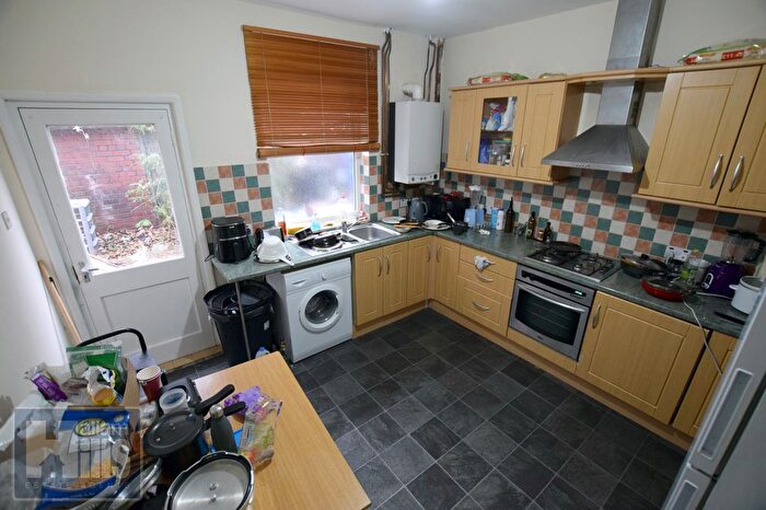 3 Bedroom Terraced House To Rent In Cecil Square, Sheffield, South Yorkshire, S2