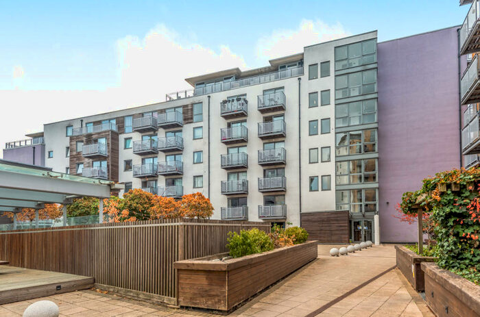 Apartment To Rent In Alaska Building, Deals Gateway, London, SE13