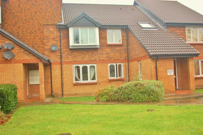 2 Bedroom Flat To Rent In Shelley Way, London, SW19