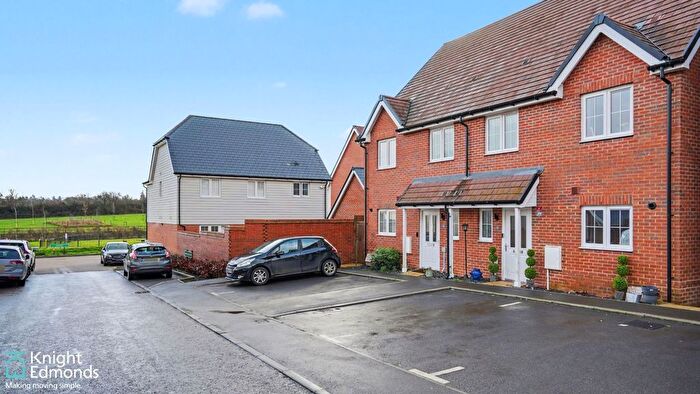 3 Bedroom Semi Detached House For Sale In Honeysuckle Way, Coxheath, ME17