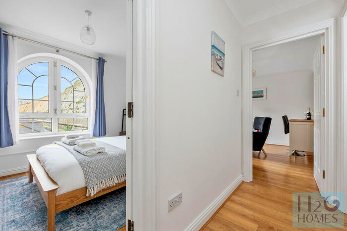 1 Bedroom Apartment To Rent In Mariners Quay, BN2