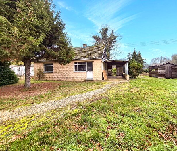 2 Bedroom Bungalow For Sale In East Hall Bungalows, Lodge Road, Feltwell, Thetford, IP26