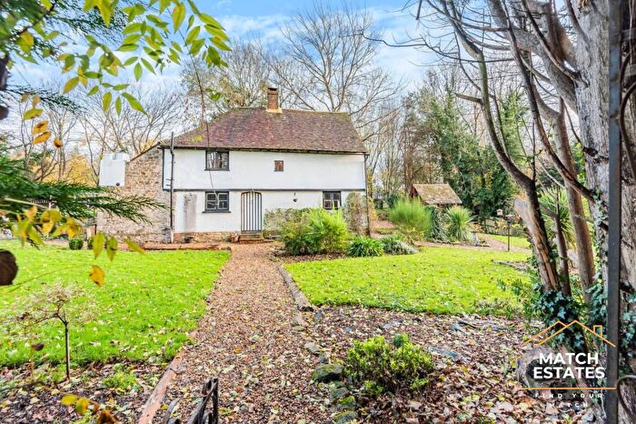 3 Bedroom Detached House For Sale In Grove Green, Weavering, Kent, ME14