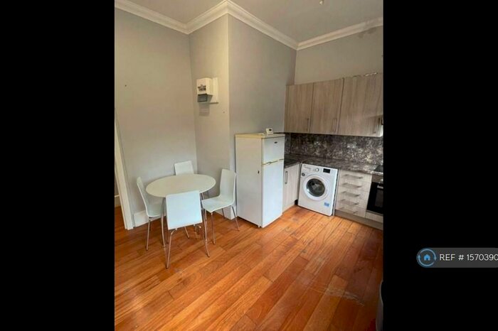 1 Bedroom Flat To Rent In Lansdowne Road, London, N17