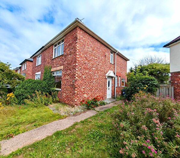 3 Bedroom Semi Detached House For Sale In Prince Edward Road, South Shields, NE34