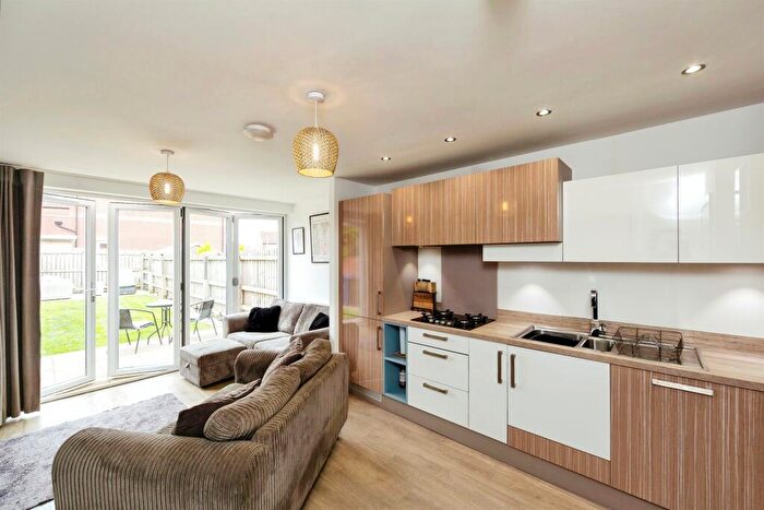 2 Bedroom Semi-Detached House For Sale In Staith Lane, Mapplewell, Barnsley, S75