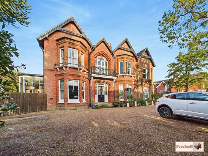 2 Bedroom Apartment For Sale In Park Road, Ipswich, IP1