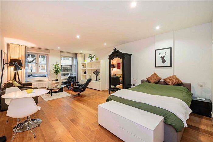 1 Bedroom Flat For Sale In Clipstone Street, Fitzrovia, W1W