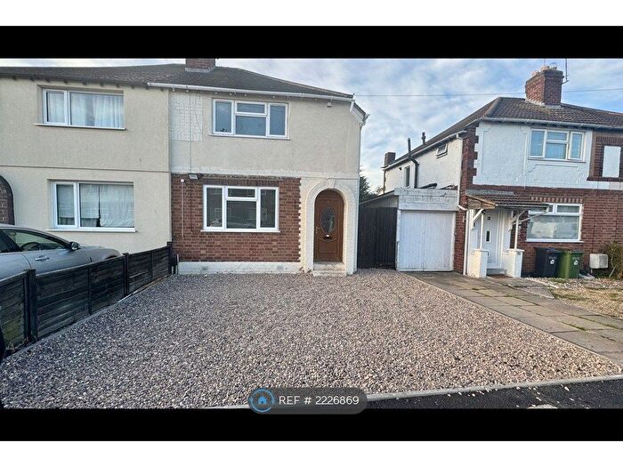 3 Bedroom Semi-Detached House To Rent In Kingston Avenue, Wigston, LE18