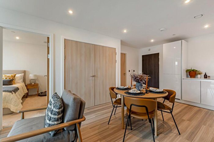 1 Bedroom Apartment To Rent In Corporation Street, Manchester, Greater Manchester, M4