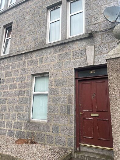 Studio To Rent In Hutcheon Street, City Centre, Aberdeen, AB25