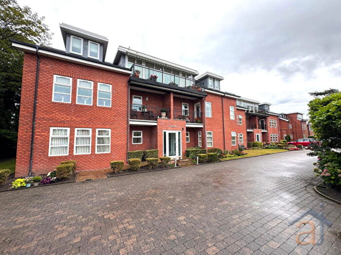 2 Bedroom Apartment For Sale In Willow Park Birkdale Southport, PR8