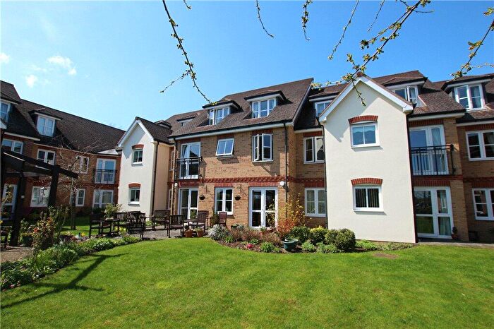 1 Bedroom Apartment For Sale In Buckingham Road, Brackley, NN13
