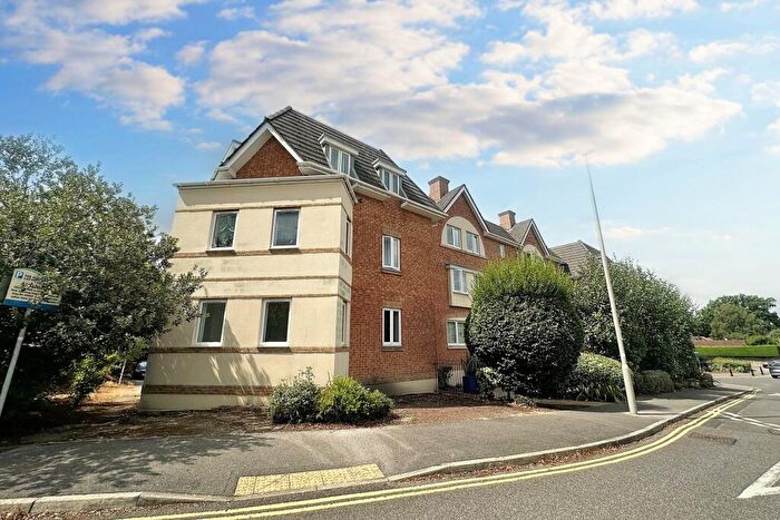 2 Bedroom Flat For Sale In Verwood, BH31