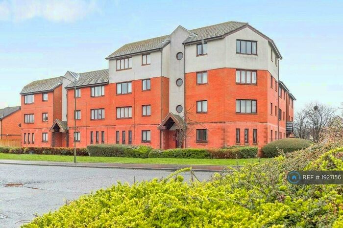2 Bedroom Flat To Rent In Longdales Avenue, Falkirk, FK2