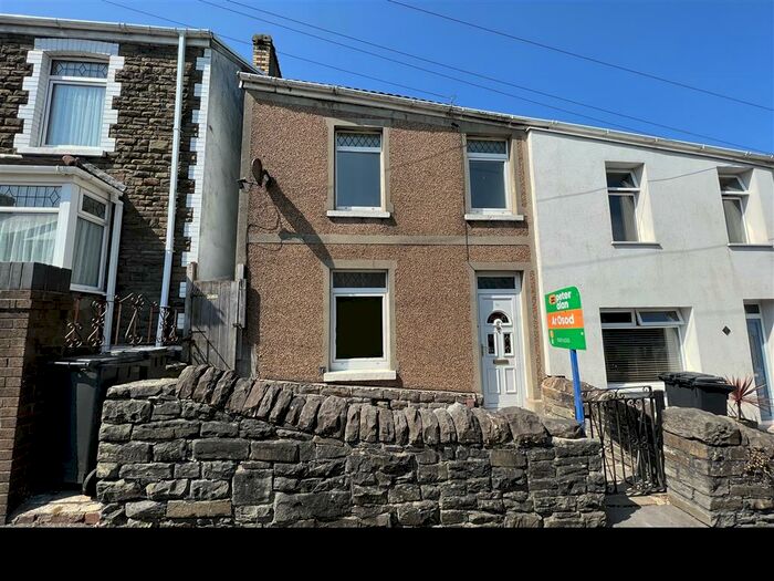 2 Bedroom House To Rent In Lewis Road, Neath, SA11