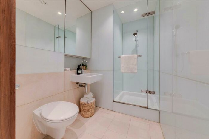 2 Bedroom Apartment To Rent In Oval Road, London, NW1