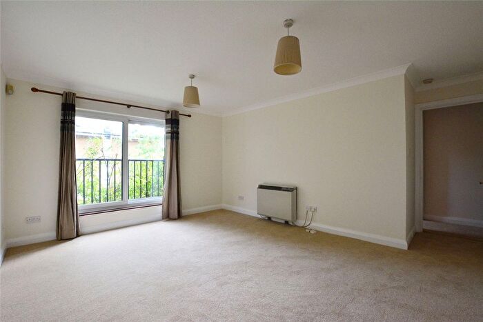 1 Bedroom Flat To Rent In St Josephs Vale, Blackheath, London, SE3