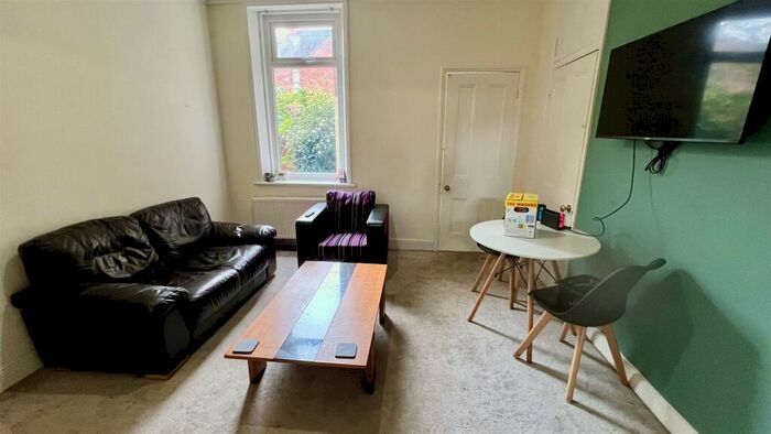 2 Bedroom Apartment To Rent In Shortridge Terrace, Newcastle Upon Tyne, NE2