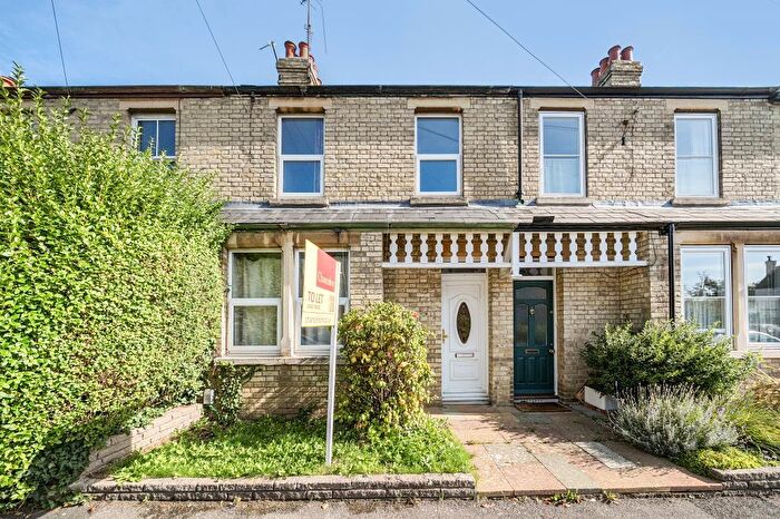 2 Bedroom Terraced House To Rent In Holyoake Road, Headington, OX3