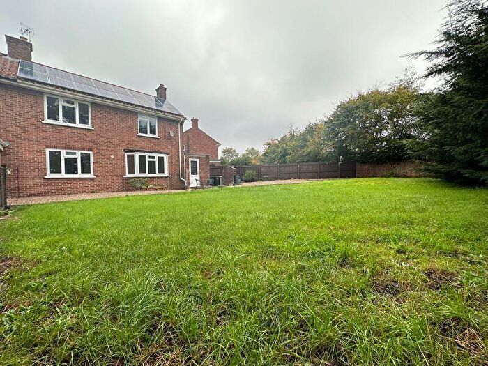 3 Bedroom Semi-Detached House To Rent In The Crescent, Horncastle, LN9