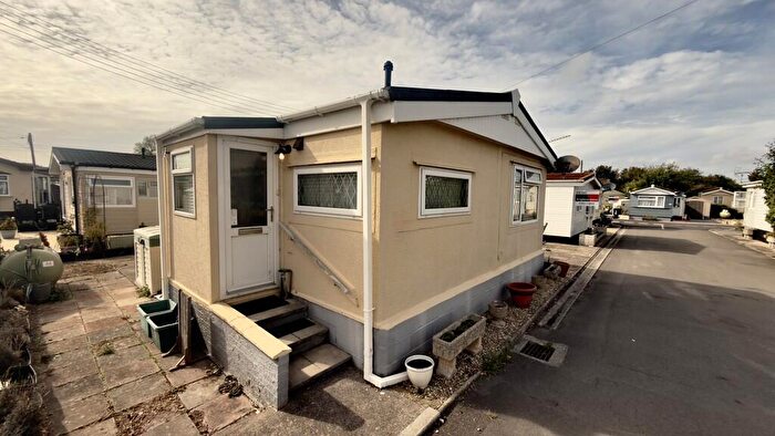 2 Bedroom Park Home For Sale In Hutton Park, Hutton Moor Lane, Weston-super-Mare, BS24