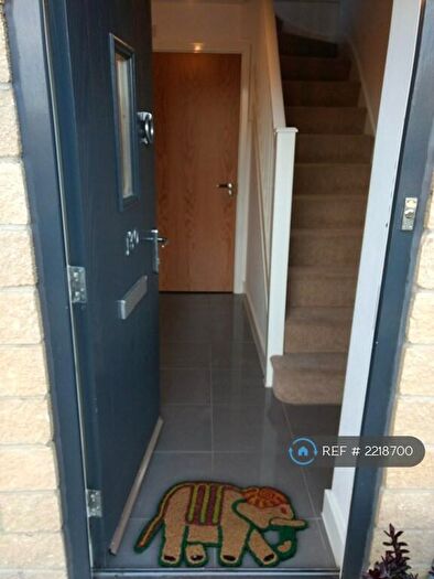 2 Bedroom Terraced House To Rent In Holts Crest Way, Leeds, LS12