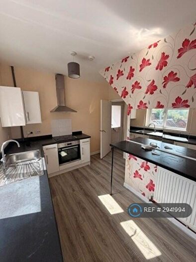 2 Bedroom Flat To Rent In Bargates, Leominster, HR6