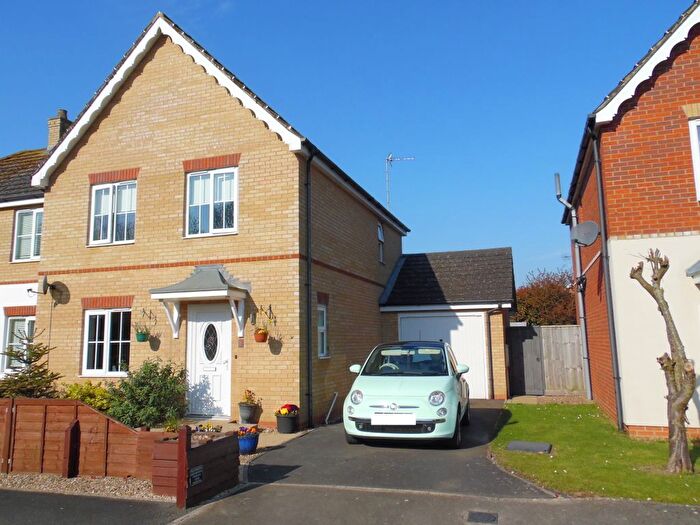 3 Bedroom Semi-Detached House For Sale In Ibstock Close, Tydd St Mary, Wisbech, Cambridgeshire, PE13