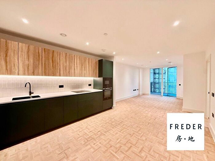 2 Bedroom Flat To Rent In Papillion Apartment, Monarch Square, SW11