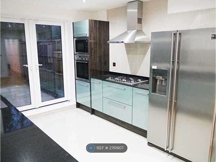 4 Bedroom Terraced House To Rent In Burney Avenue, Surbiton, KT5