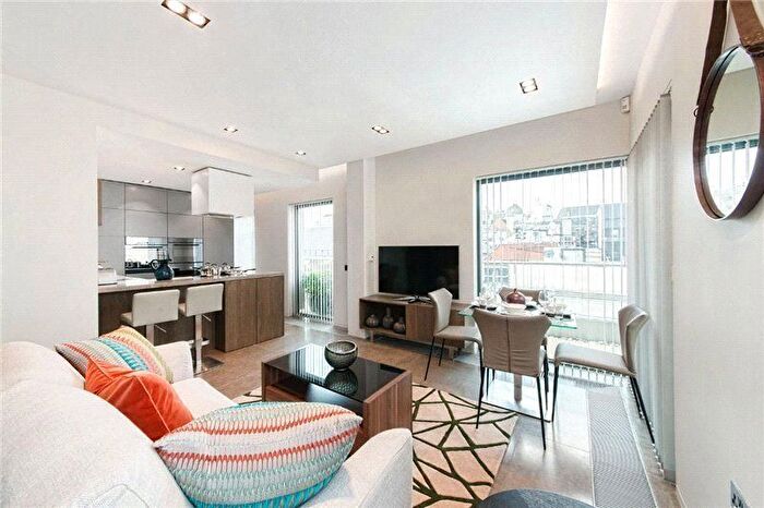 2 Bedroom Flat To Rent In Babmaes Street, St. James's, SW1Y