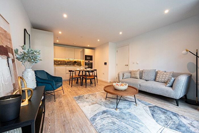 2 Bedroom Flat To Rent In Potato Wharf, Manchester, M3