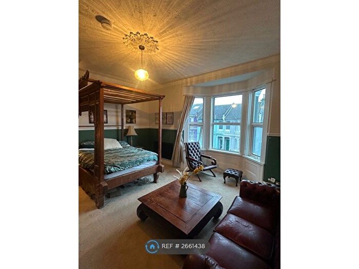 1 Bedroom Flat To Rent In Queens Park Road, Brighton, BN2