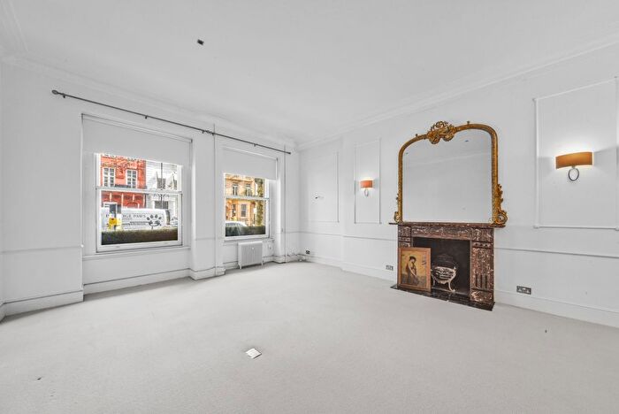 1 Bedroom Flat To Rent In Queen's Gate, London, SW7