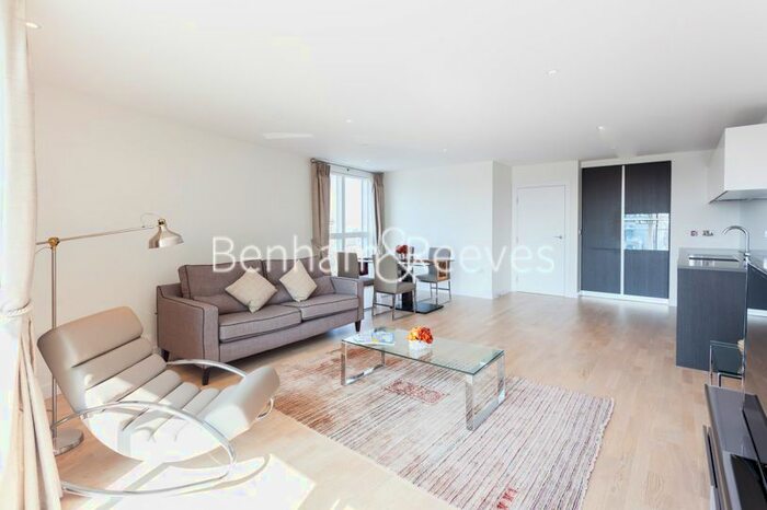 2 Bedroom Flat To Rent In Pump House Crescent, Brentford, TW8