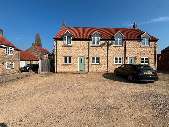 3 Bedroom Semi-Detached House To Rent In Royal Oak Lane, Washingborough, Lincoln, LN4