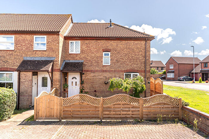 3 Bedroom End Of Terrace House For Sale In Paddock Close, Bradley Stoke, Bristol, BS32