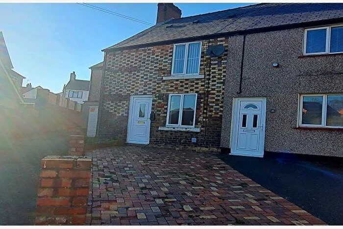 3 Bedroom Property To Rent In Brook Street, Wrexham, LL14