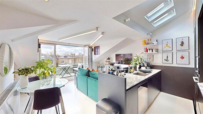 2 Bedroom Property For Sale In Belsize Square, Belsize Park, NW3