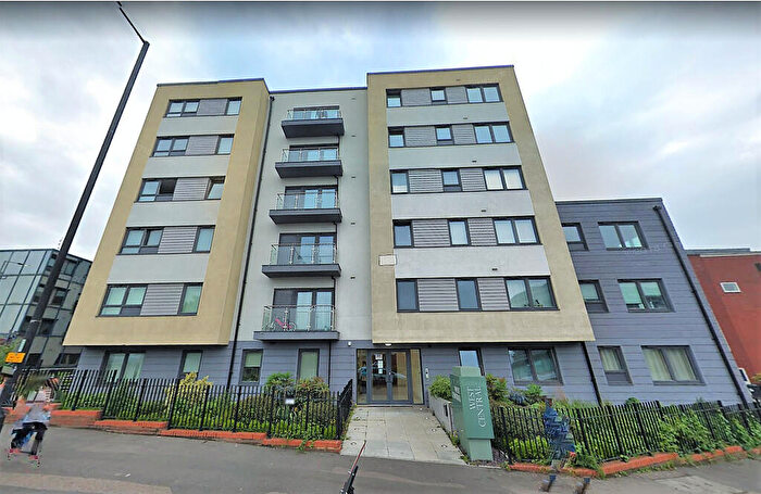 2 Bedroom Apartment To Rent In Stoke Road, Slough, SL2
