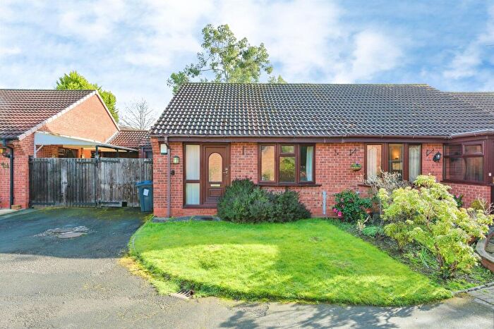 2 Bedroom End Of Terrace House For Sale In Fledburgh Drive, Sutton Coldfield, B76